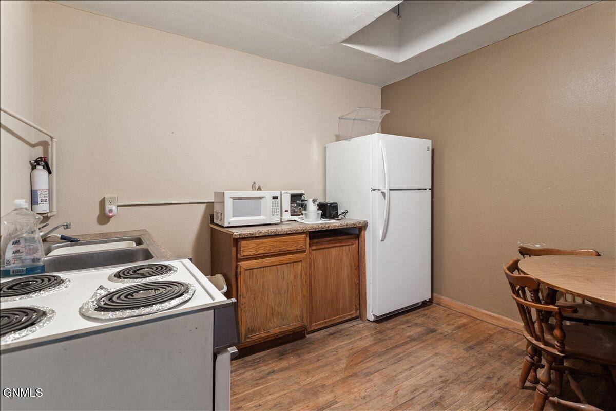 19 Main Street North, Tioga, ND 58852