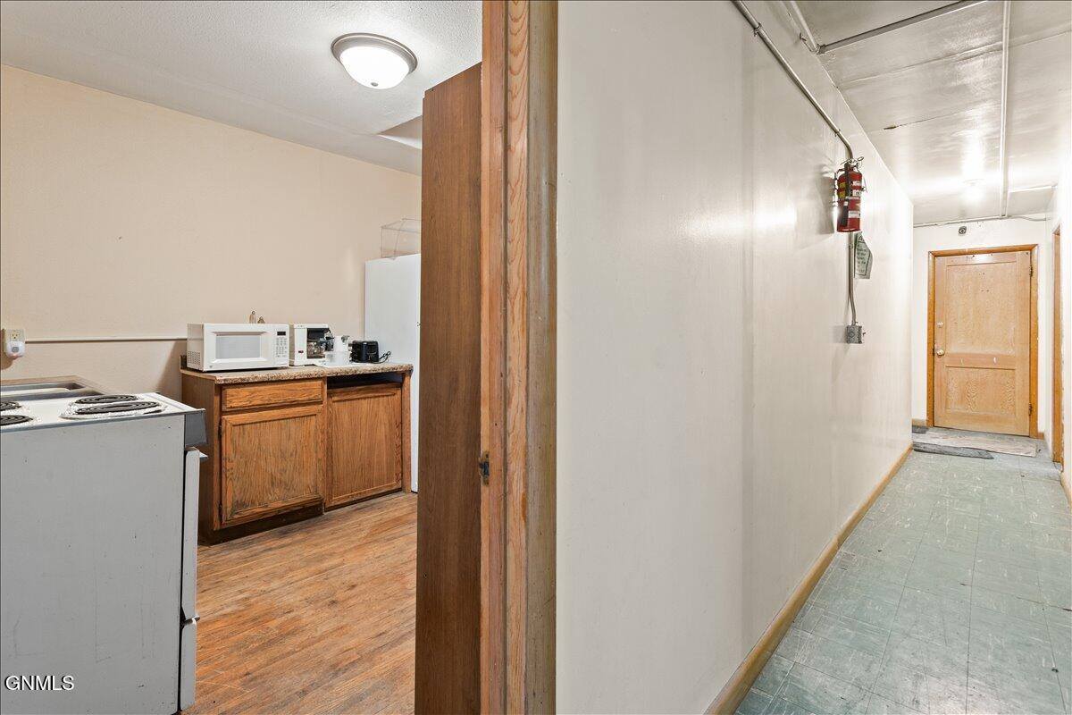 19 Main Street North, Tioga, ND 58852