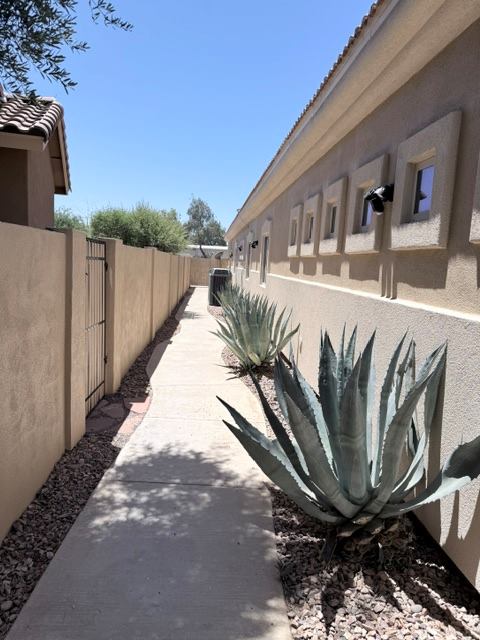 17269 N Coyote Lakes Parkway, Surprise, AZ 85378