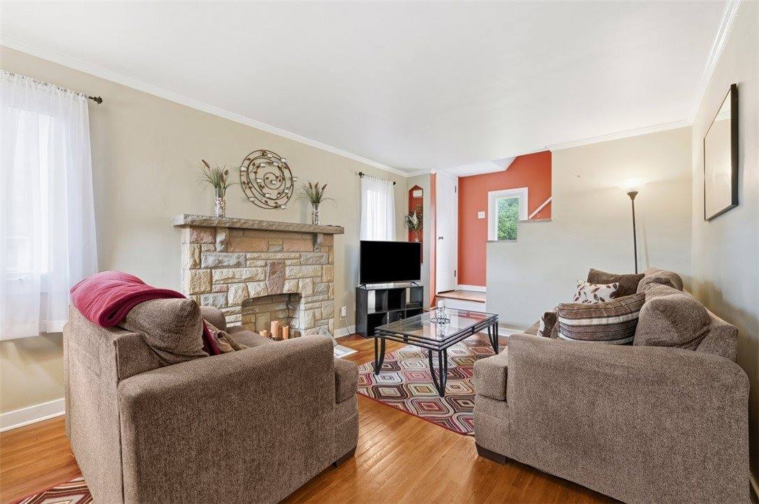 214 Beisner Ave, Brentwood, PA 15227