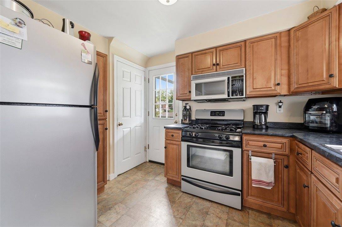 214 Beisner Ave, Brentwood, PA 15227