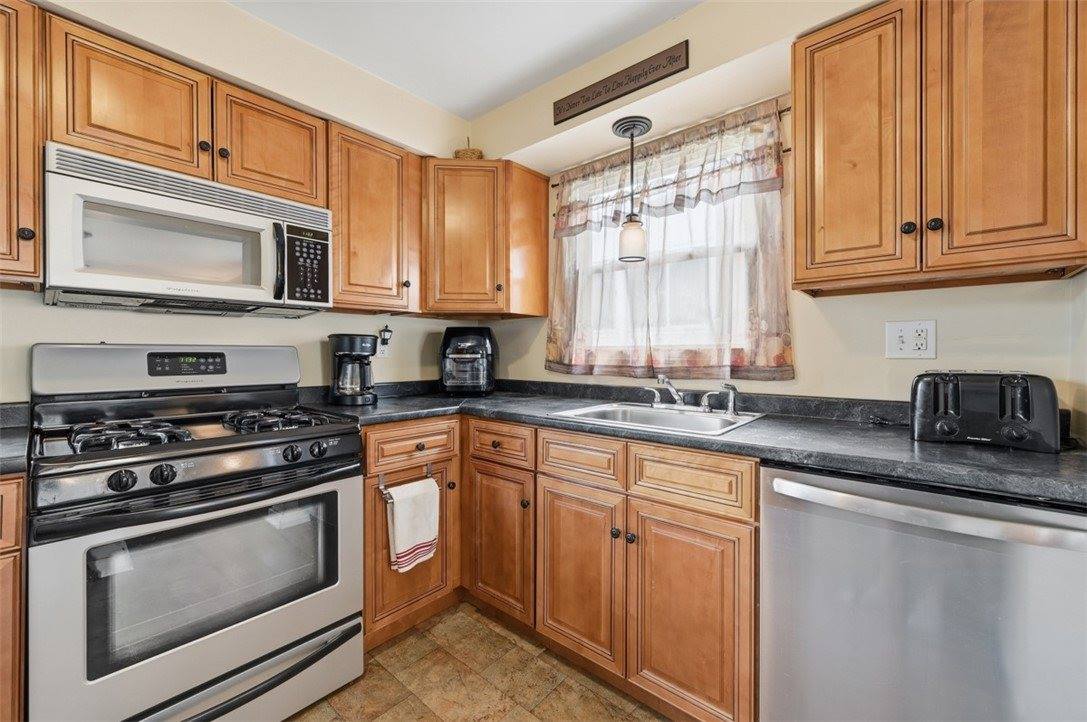 214 Beisner Ave, Brentwood, PA 15227
