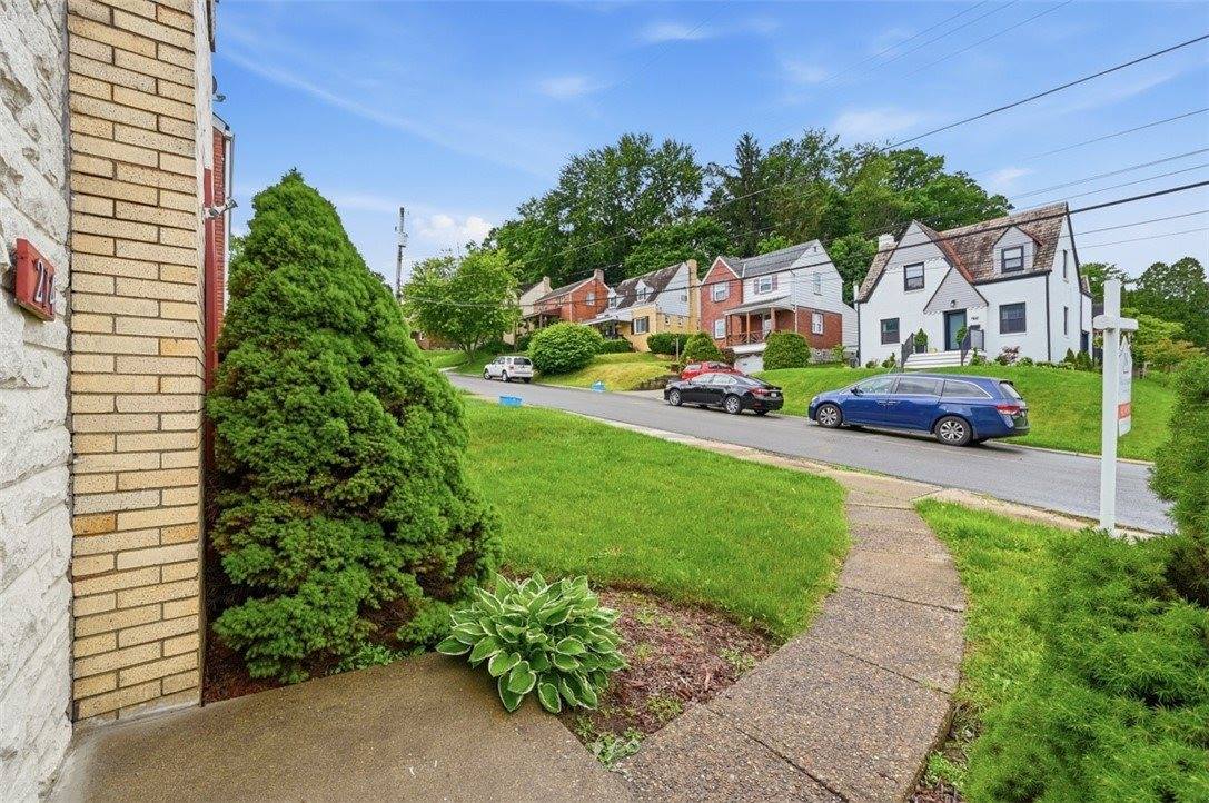 214 Beisner Ave, Brentwood, PA 15227