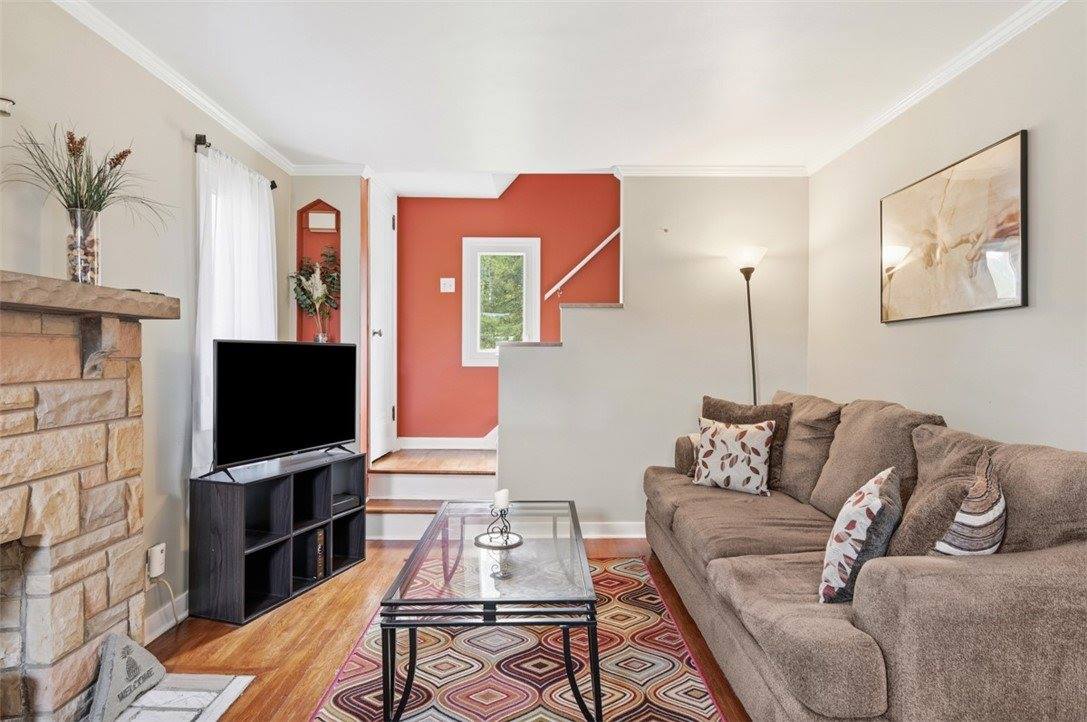 214 Beisner Ave, Brentwood, PA 15227