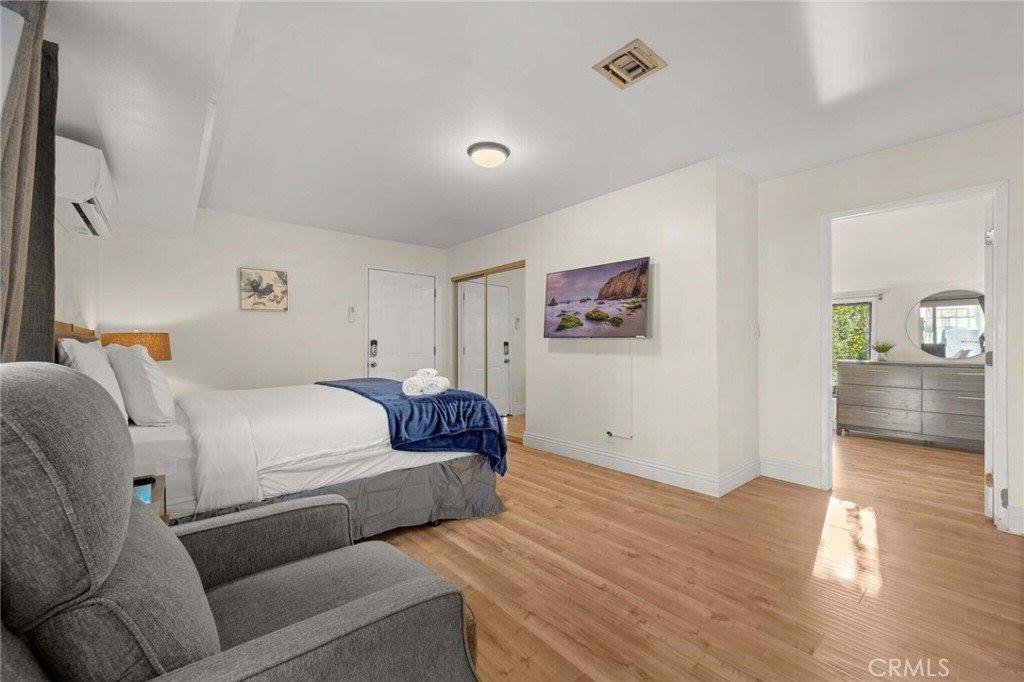 5932 Lubao ave, Woodland Hills, CA 91367
