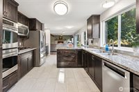 15213 103rd Avenue Ct East, Puyallup, WA 98374