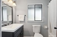 15213 103rd Avenue Ct East, Puyallup, WA 98374