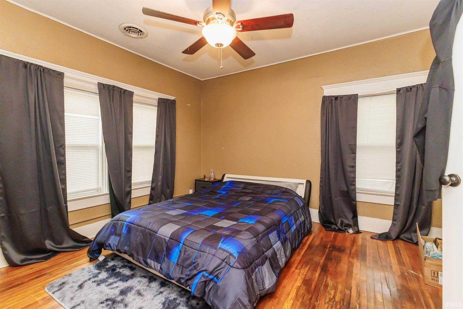 1215 S Jefferson Street, Muncie, IN 47302