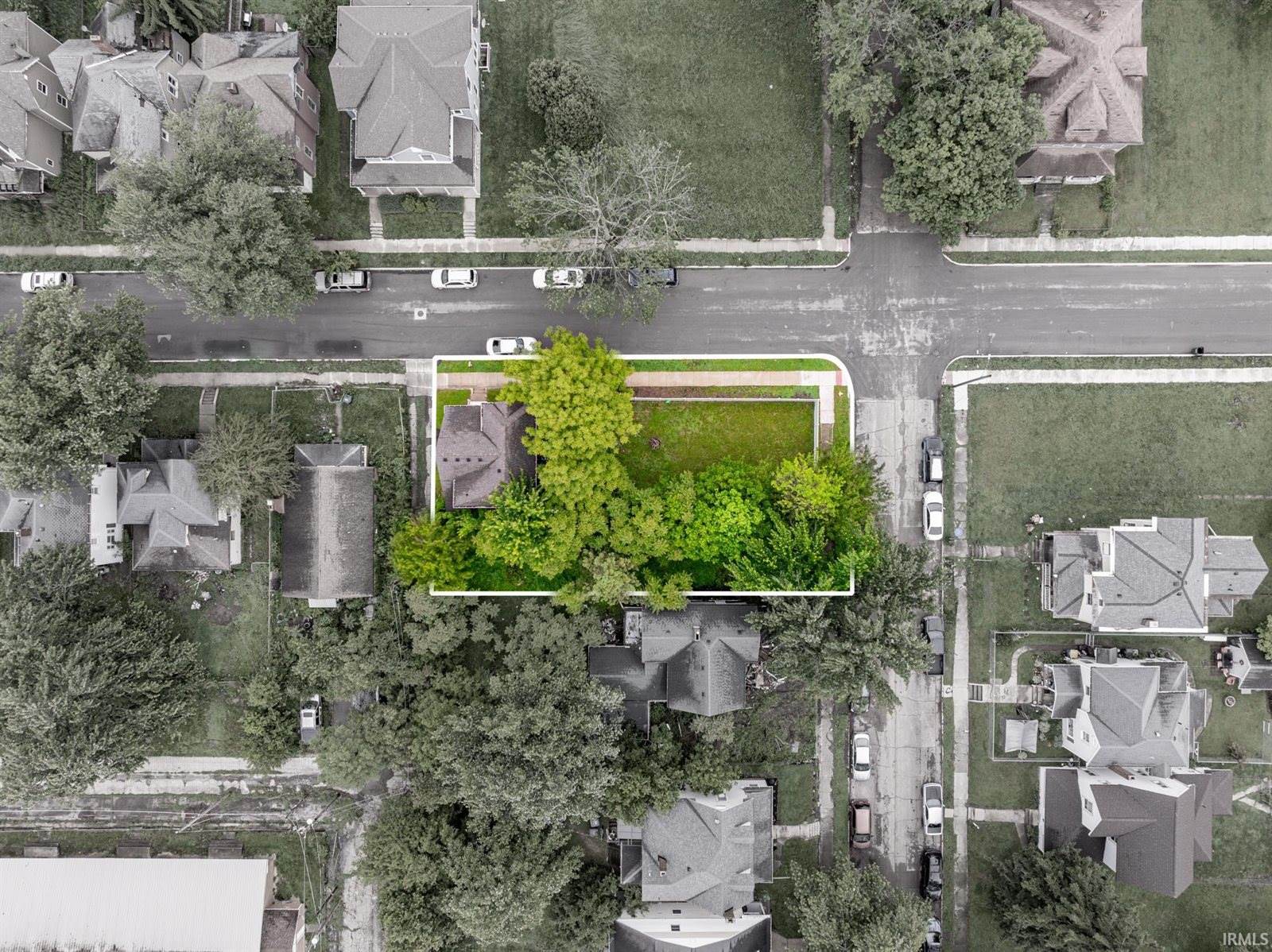 1215 S Jefferson Street, Muncie, IN 47302