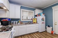 1215 S Jefferson Street, Muncie, IN 47302