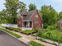 1215 S Jefferson Street, Muncie, IN 47302