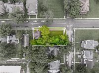 1215 S Jefferson Street, Muncie, IN 47302
