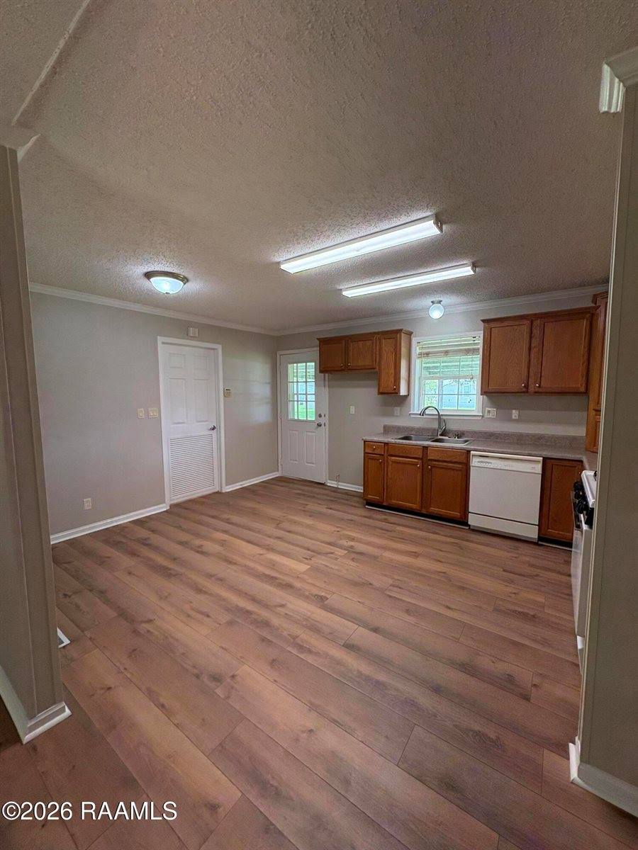 111 Whitmore Road, Scott, LA 70583