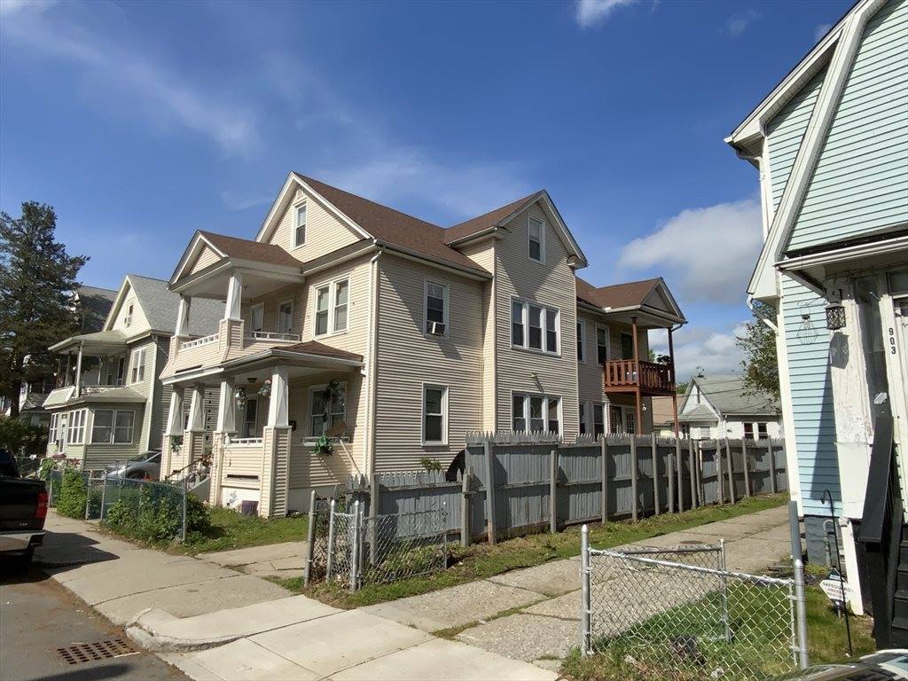 907-909 Liberty St, Springfield, MA 01104