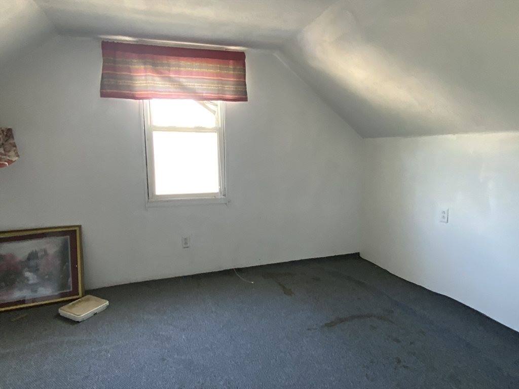 907-909 Liberty St, Springfield, MA 01104