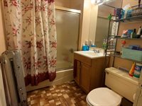 907-909 Liberty St, Springfield, MA 01104