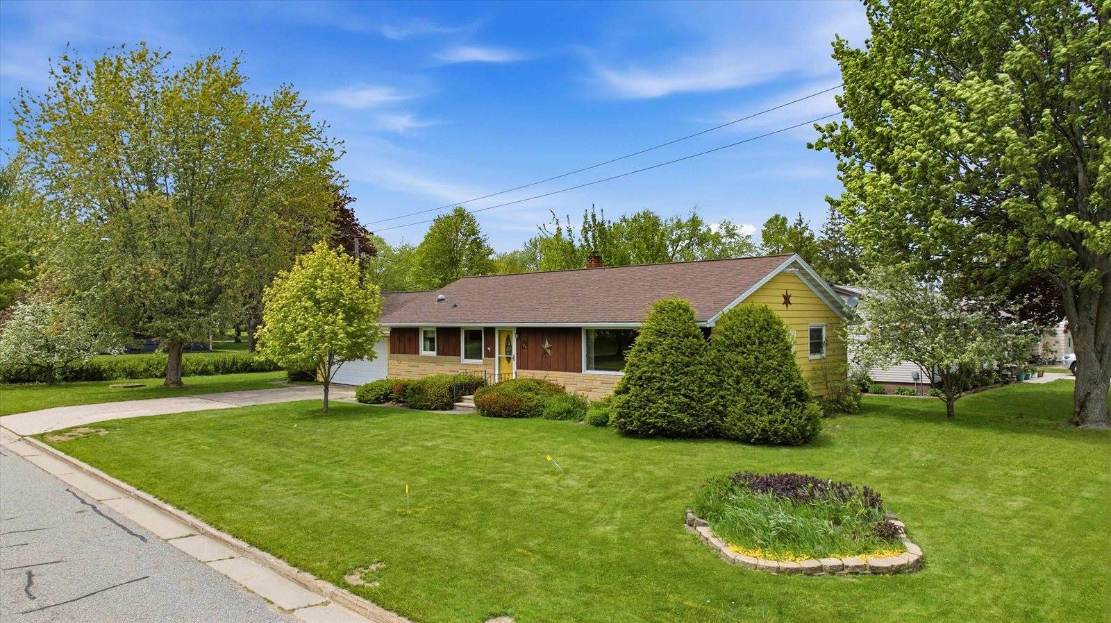 100 W Buse Street, Spencer, WI 54479