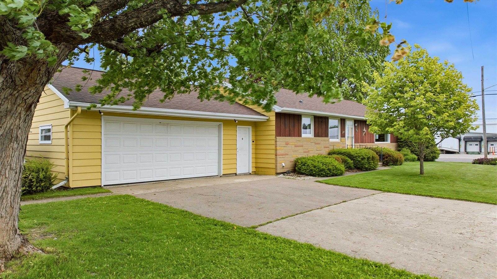 100 W Buse Street, Spencer, WI 54479