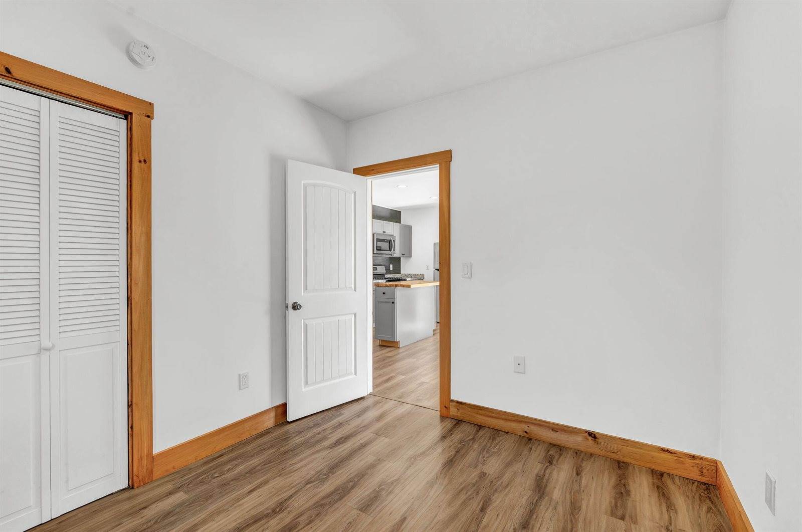 727 North Bend Road, Surry, ME 04684