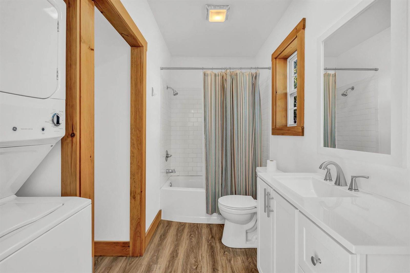 727 North Bend Road, Surry, ME 04684