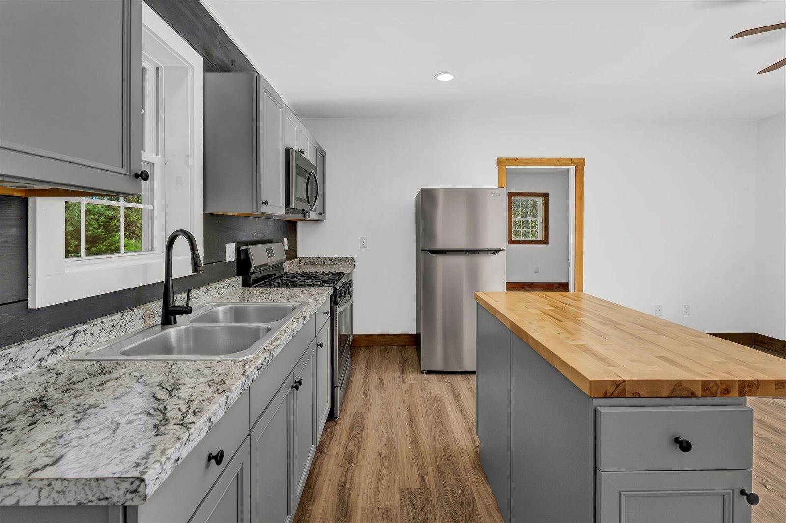727 North Bend Road, Surry, ME 04684