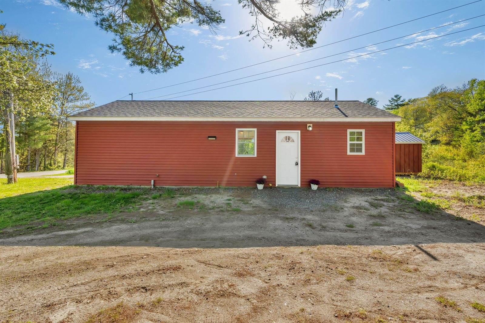 727 North Bend Road, Surry, ME 04684