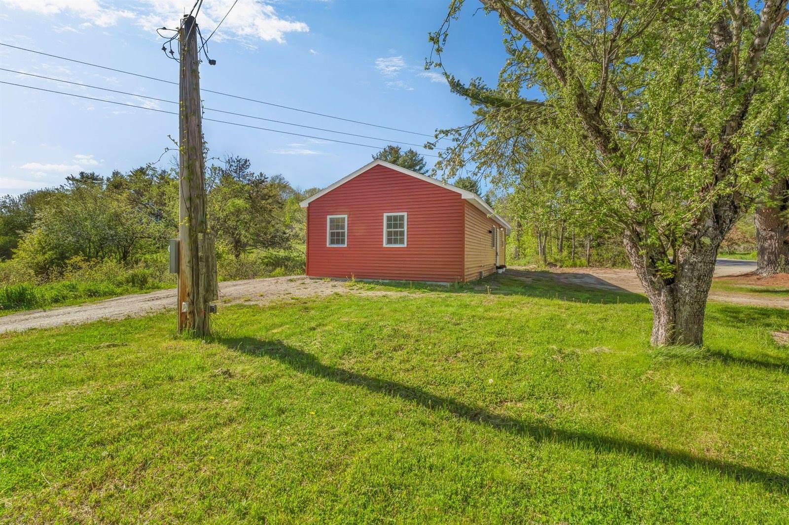 727 North Bend Road, Surry, ME 04684