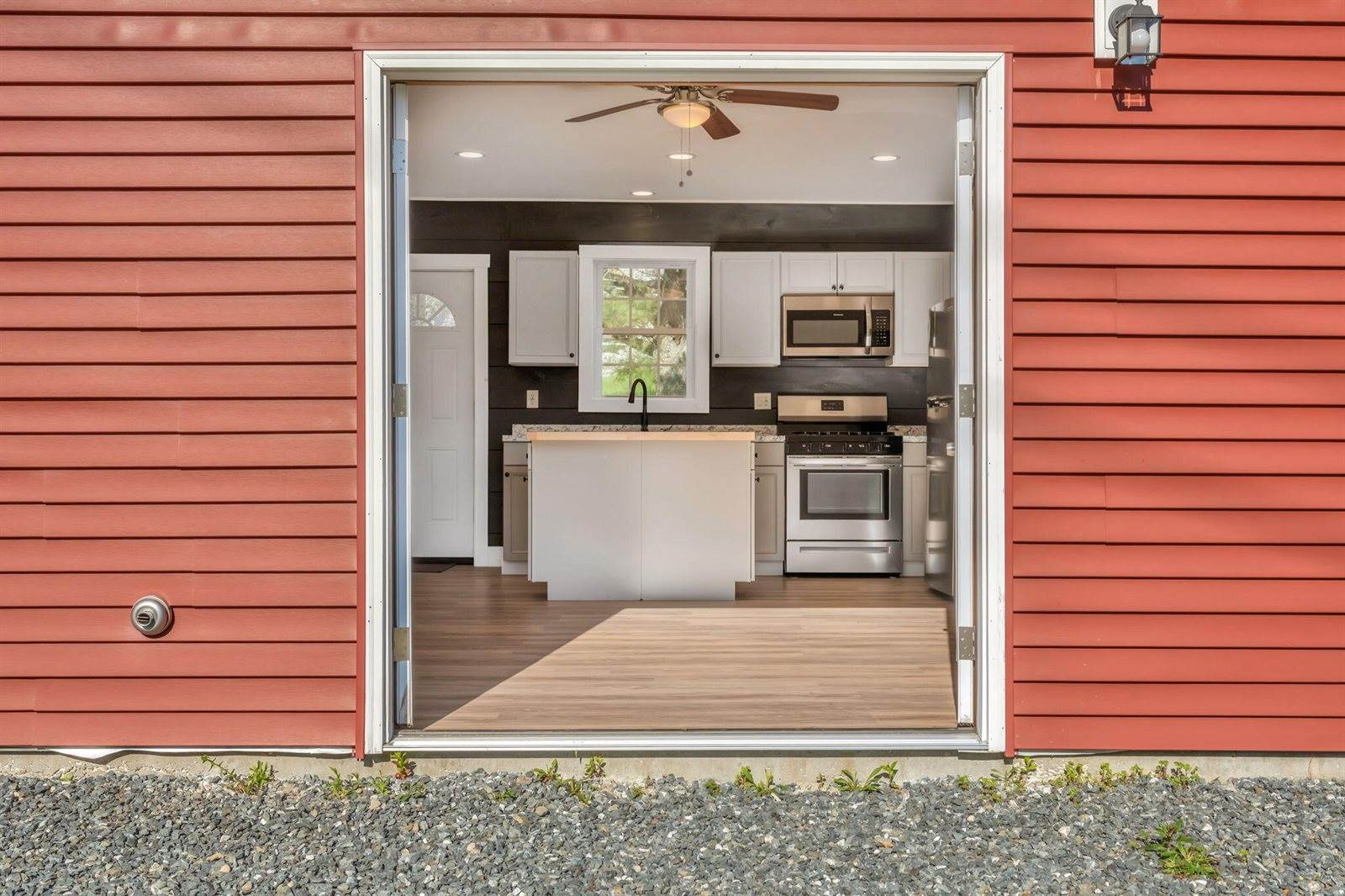 727 North Bend Road, Surry, ME 04684
