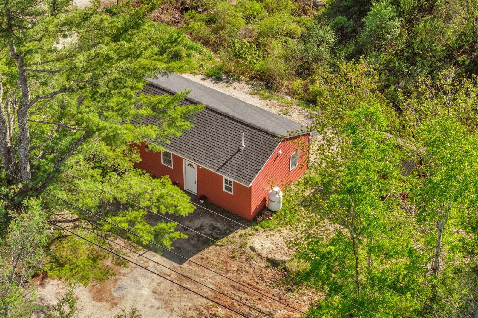 727 North Bend Road, Surry, ME 04684
