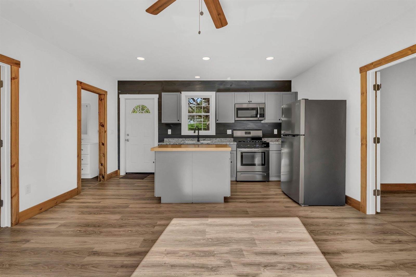 727 North Bend Road, Surry, ME 04684