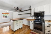 411 Laredo Road, Papillion, NE 68046