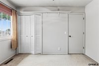 411 Laredo Road, Papillion, NE 68046