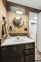 411 Laredo Road, Papillion, NE 68046