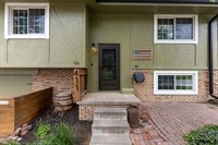 411 Laredo Road, Papillion, NE 68046