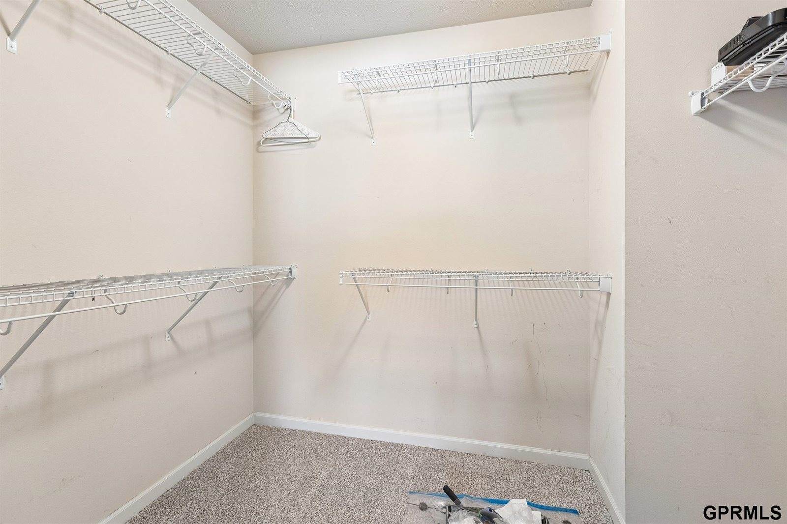 8315 North 150Th Street, Bennington, NE 68007
