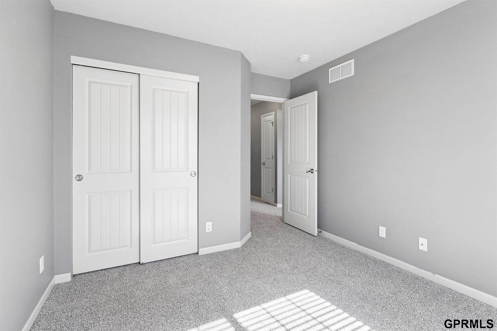 8315 North 150Th Street, Bennington, NE 68007