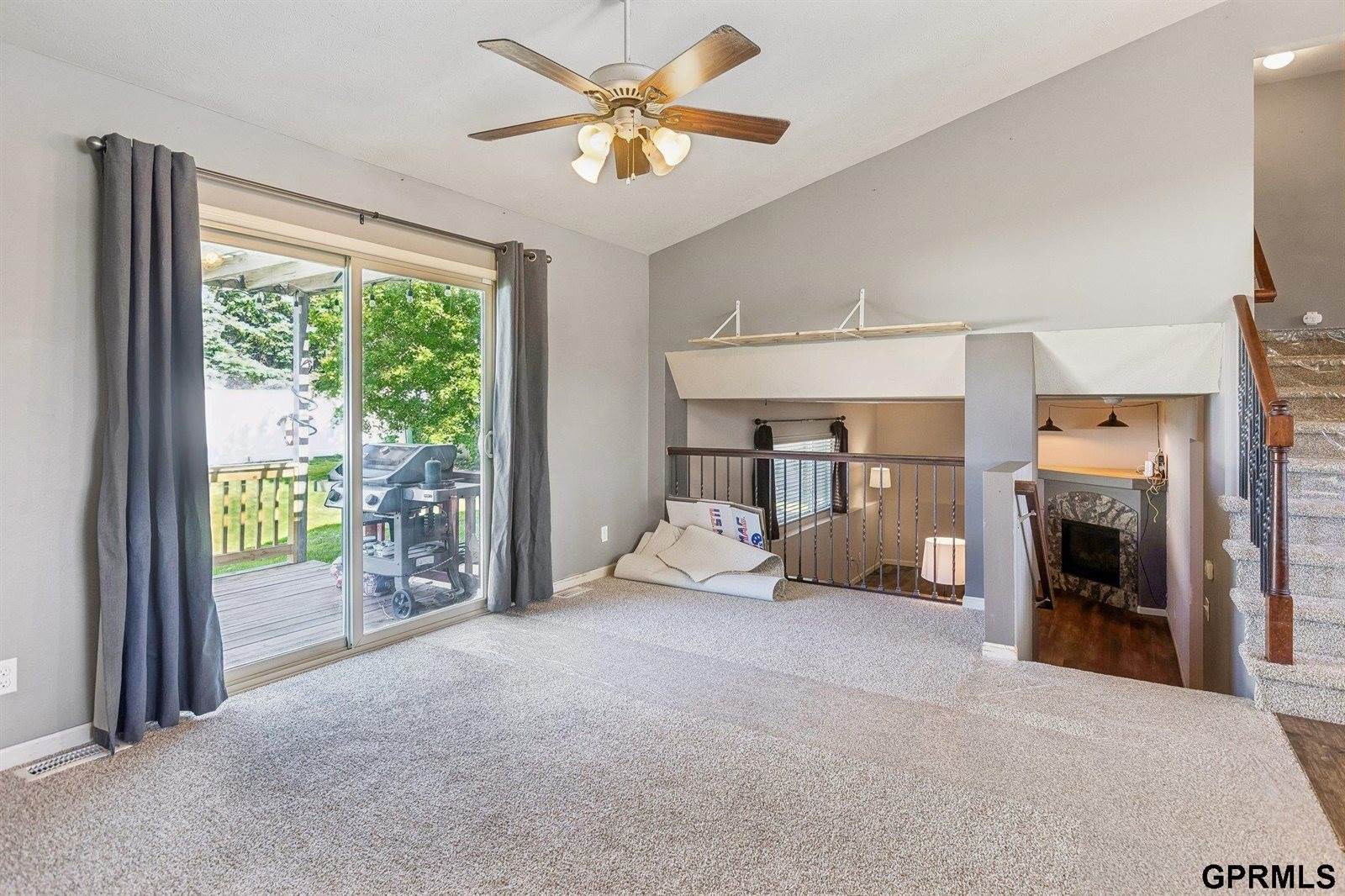 8315 North 150Th Street, Bennington, NE 68007