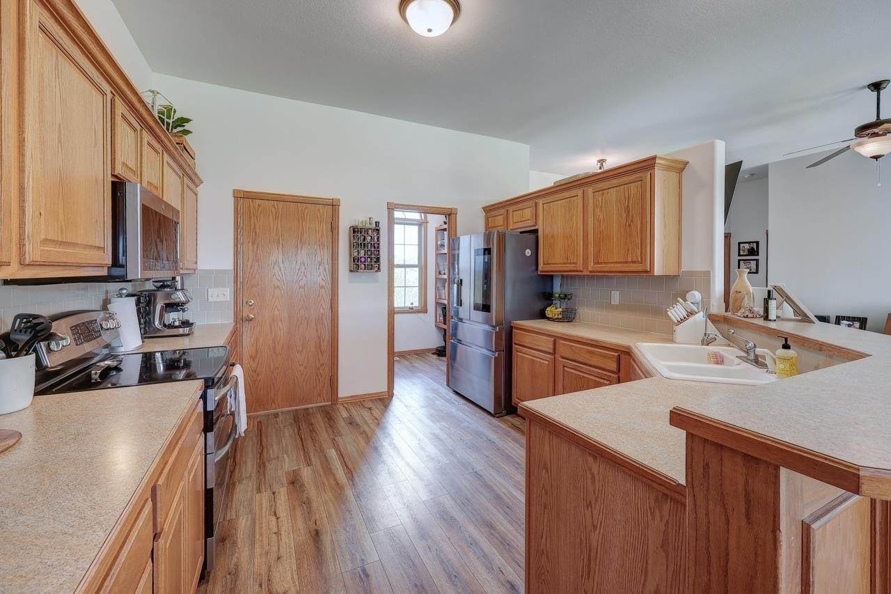 10307 Quail Ln, Arkansas City, KS 67005