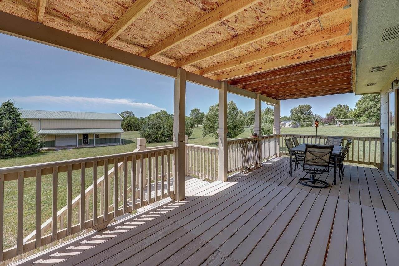 10307 Quail Ln, Arkansas City, KS 67005