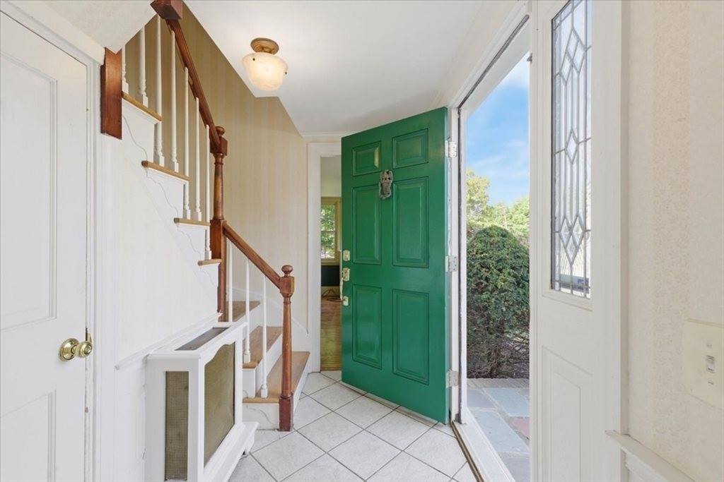 397 Washington St, Norwood, MA 02062
