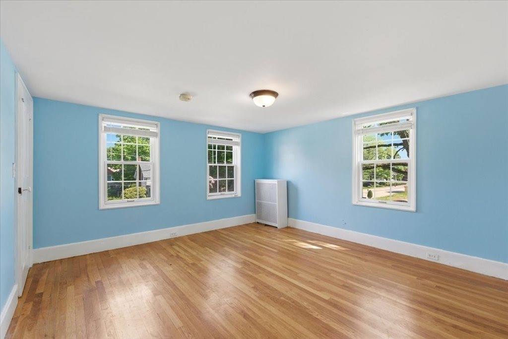 397 Washington St, Norwood, MA 02062