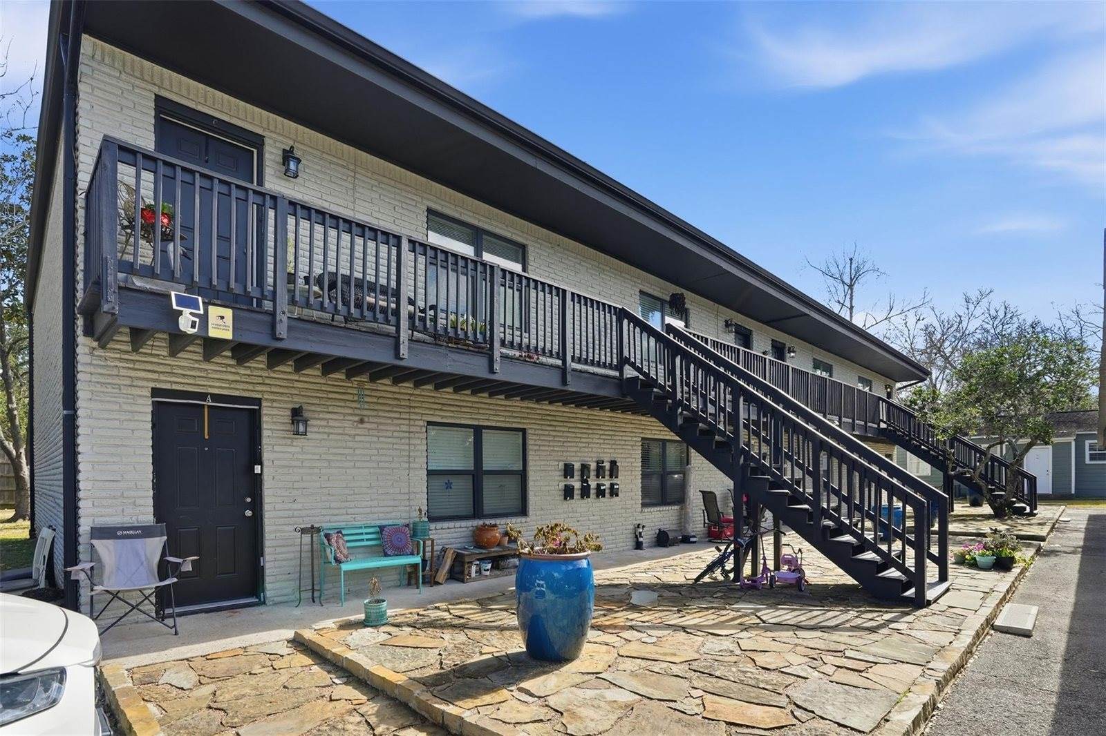 201 South Kansas Avenue, League City, TX 77573