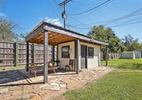 201 South Kansas Avenue, League City, TX 77573