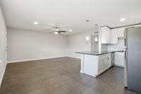 201 South Kansas Avenue, League City, TX 77573