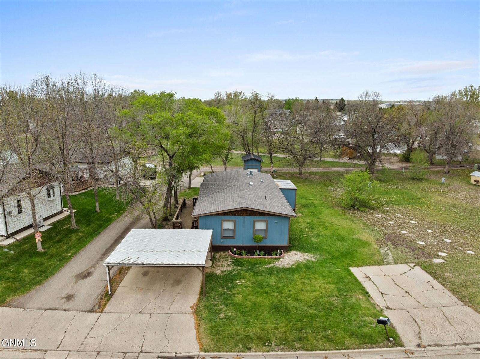 2003 6th Avenue NW, Williston, ND 58801