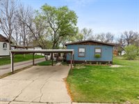 2003 6th Avenue NW, Williston, ND 58801