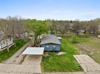 2003 6th Avenue NW, Williston, ND 58801