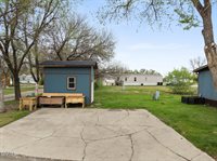 2003 6th Avenue NW, Williston, ND 58801