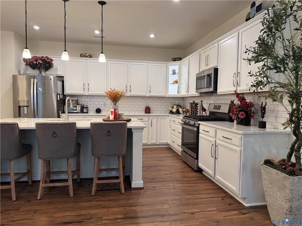 18333 Palisades Ct, Moseley, VA 23120