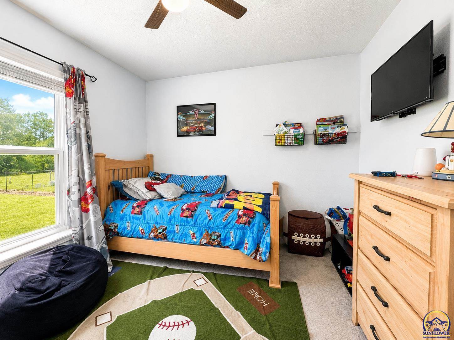 2020 NW Eugene ST, Topeka, KS 66608